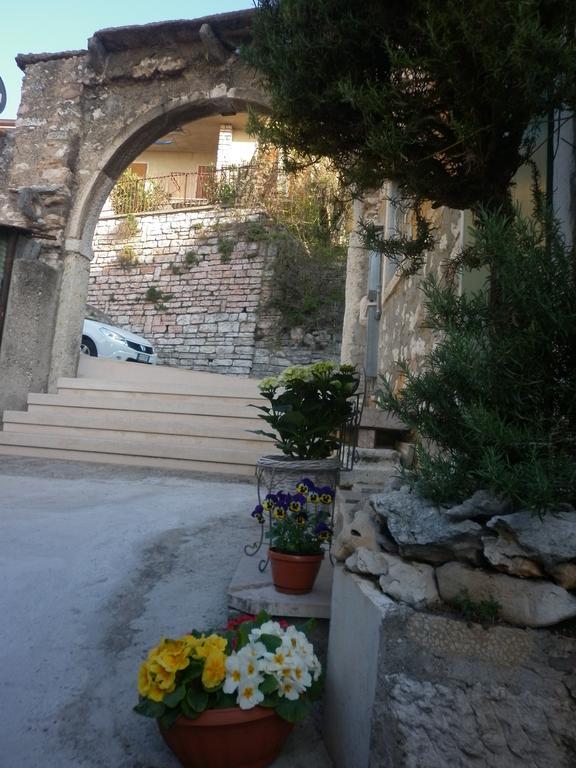 La Piccola Mimosa SantʼAmbrogio di Valpolicella Exterior foto